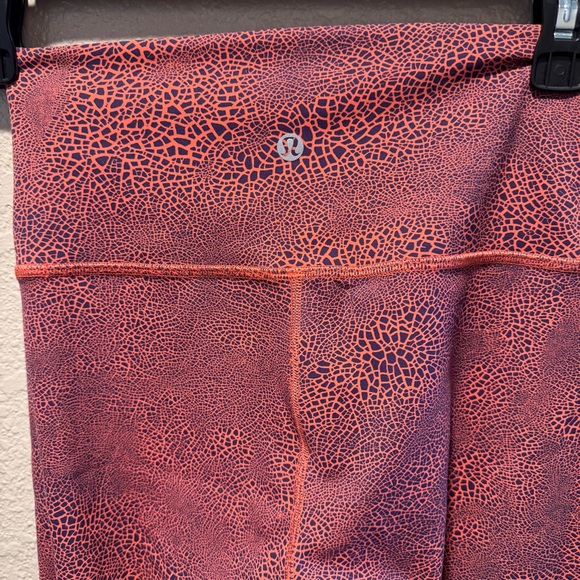 Lululemon size 4 Wunder Train High Rise Orange Crackle 23” - Picture 6 of 9